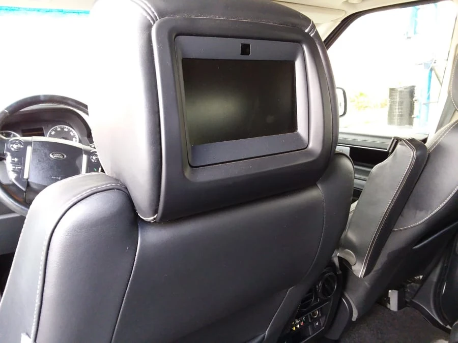 2011 Land Rover Range Rover L322 - Image 6 of 12