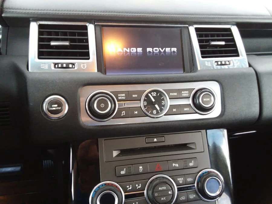 2011 Land Rover Range Rover L322 - Image 8 of 12