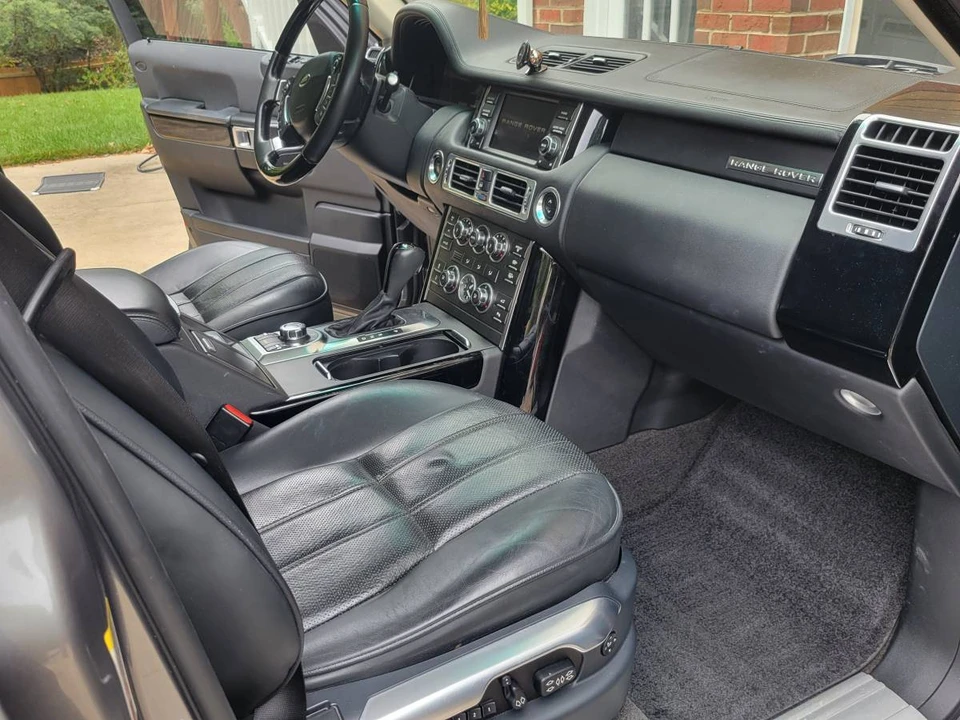 2011 Land Rover Range Rover L322 - Image 7 of 10