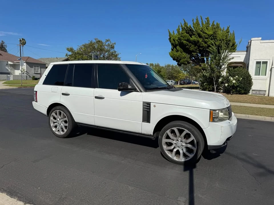 2011 Land Rover Range Rover L322 - Image 5 of 8