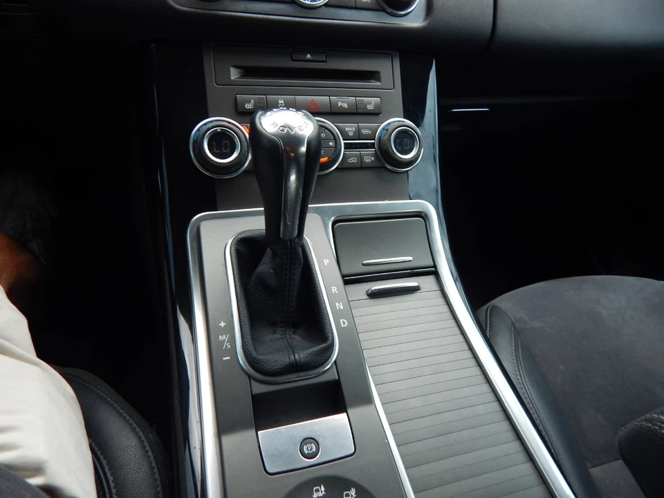 2011 Land Rover Range Rover Sport L320 - Image 7 of 25