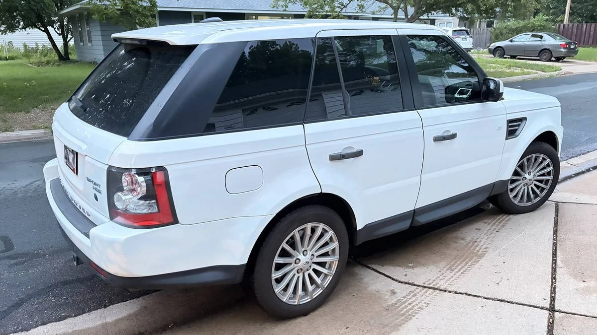 2011 Land Rover Range Rover L322 - Image 5 of 22