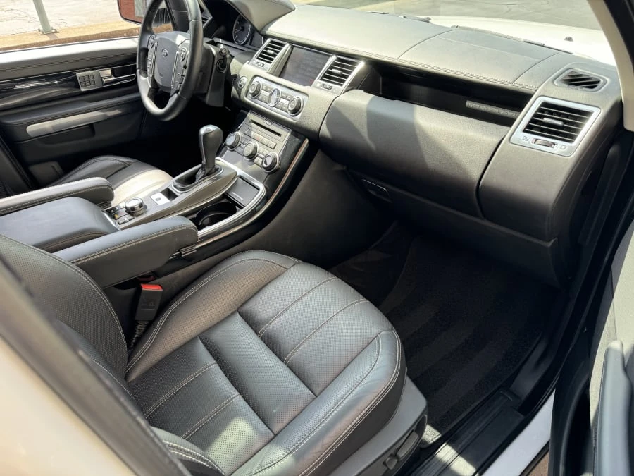 2011 Land Rover Range Rover L322 - Image 5 of 10