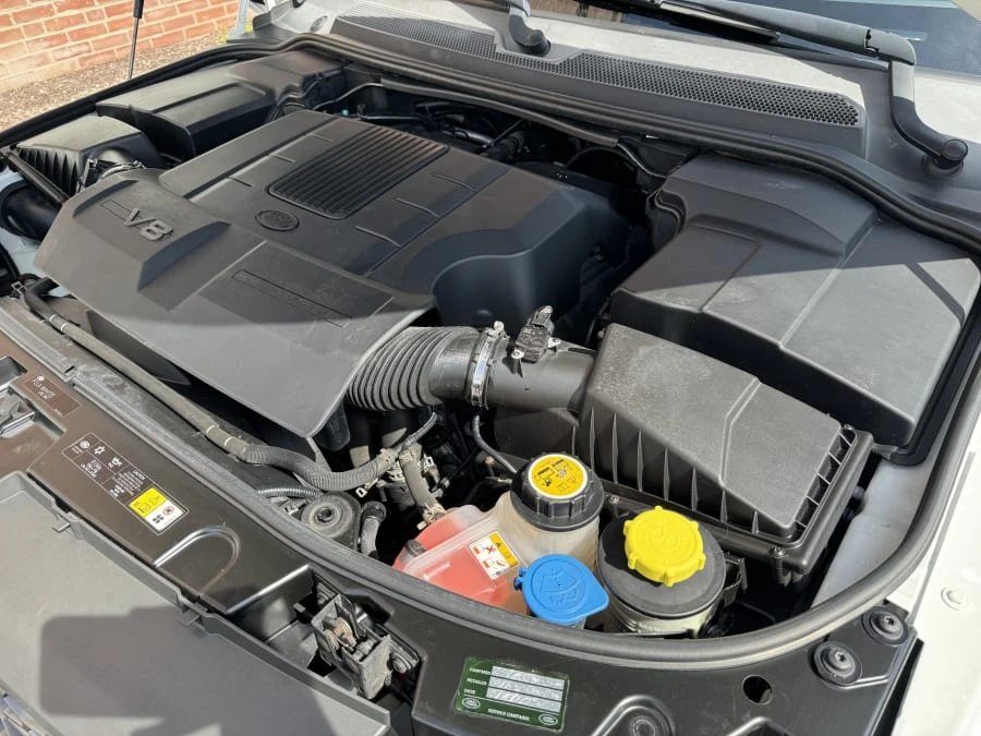 2011 Land Rover Range Rover L322 - Image 9 of 10