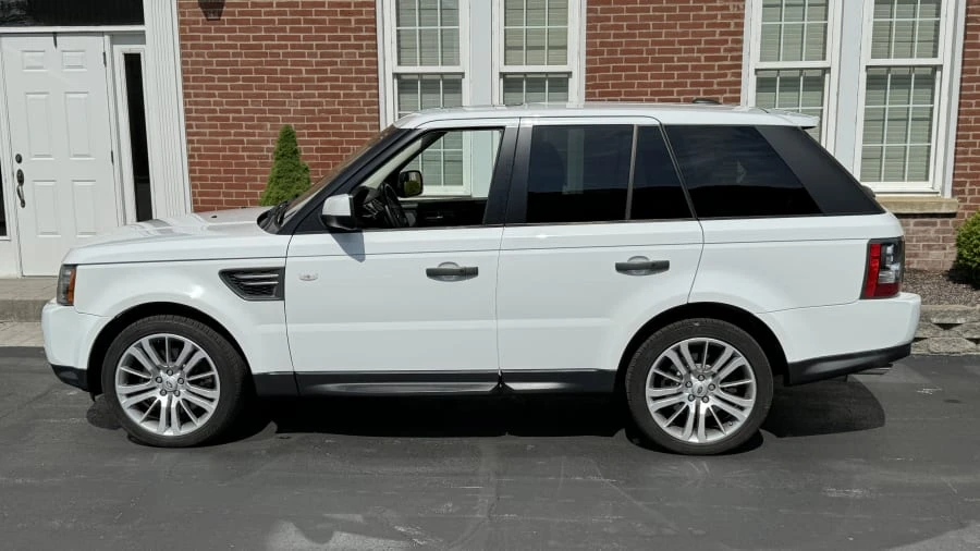 2011 Land Rover Range Rover L322 - Image 2 of 10