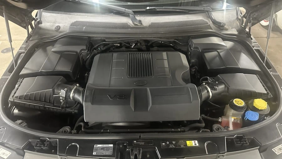 2011 Land Rover Range Rover L322 - Image 8 of 10