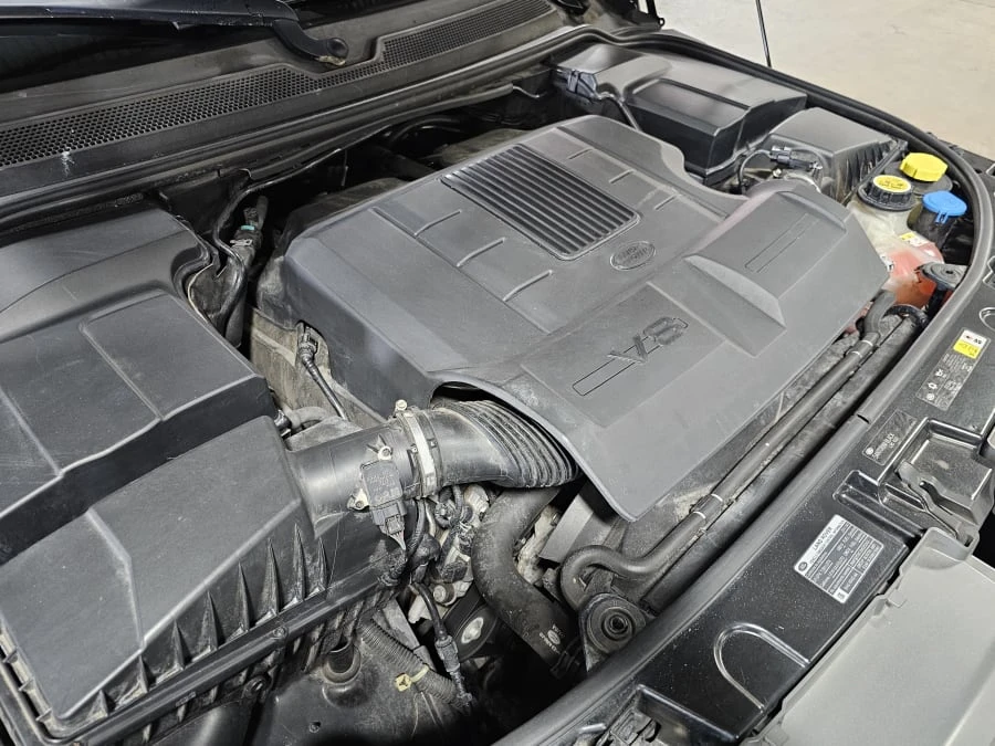 2011 Land Rover Range Rover L322 - Image 9 of 10