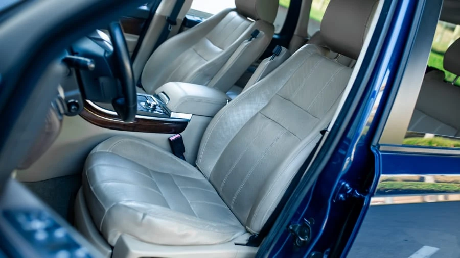 2011 Land Rover Range Rover L322 - Image 6 of 13