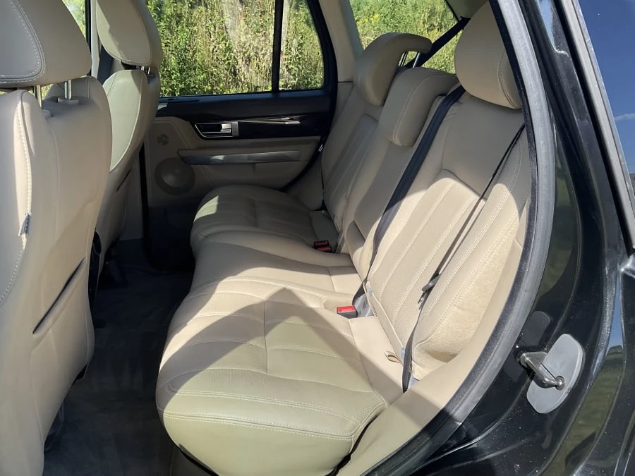 2011 Land Rover Range Rover L322 - Image 6 of 12