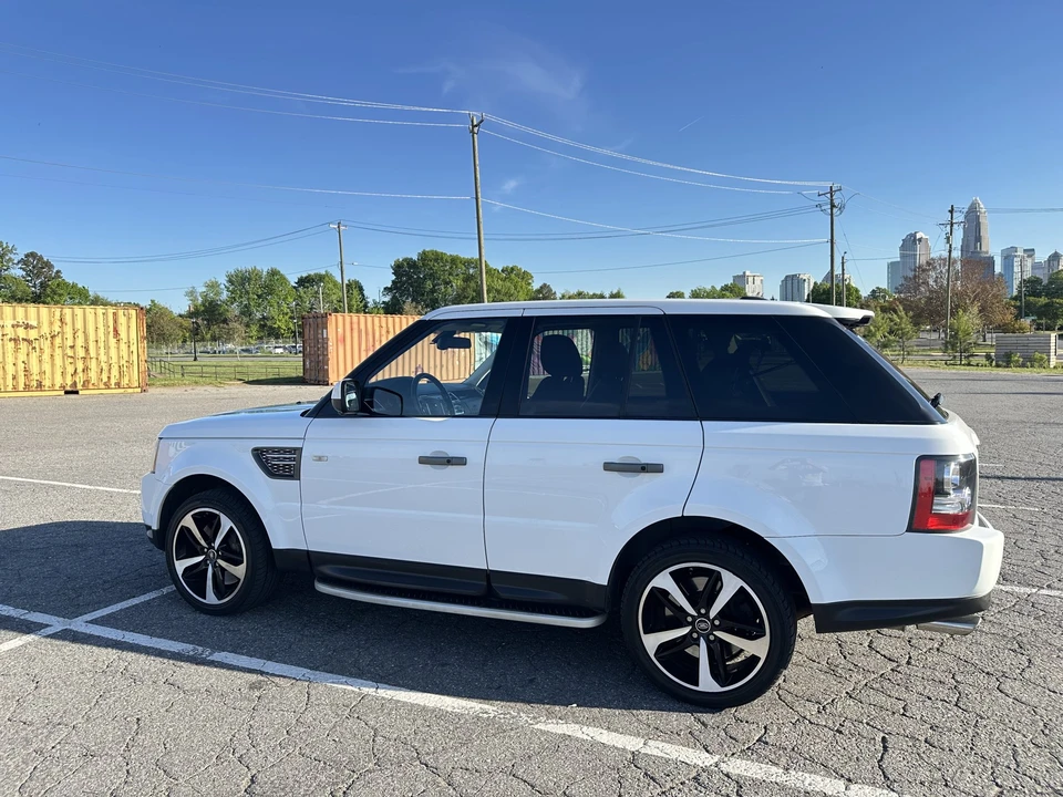 2011 Land Rover Range Rover Sport Supercharged L320 - Image 16 of 31