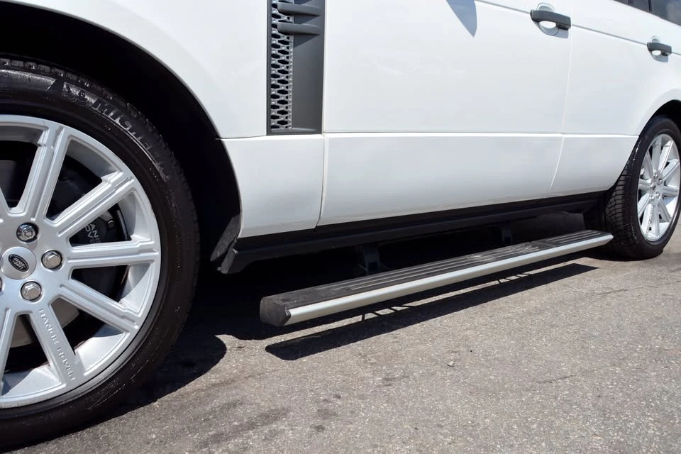 2011 Land Rover Range Rover L322 - Image 8 of 20