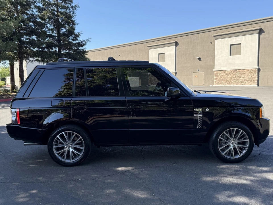 2011 Land Rover Range Rover L322 - Image 23 of 31