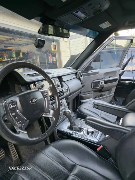 2011 Land Rover Range Rover L322 - Image 9 of 10