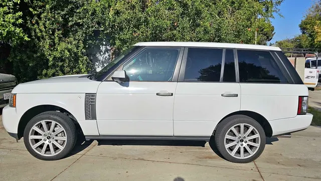 2011 Land Rover Range Rover Supercharged LWB