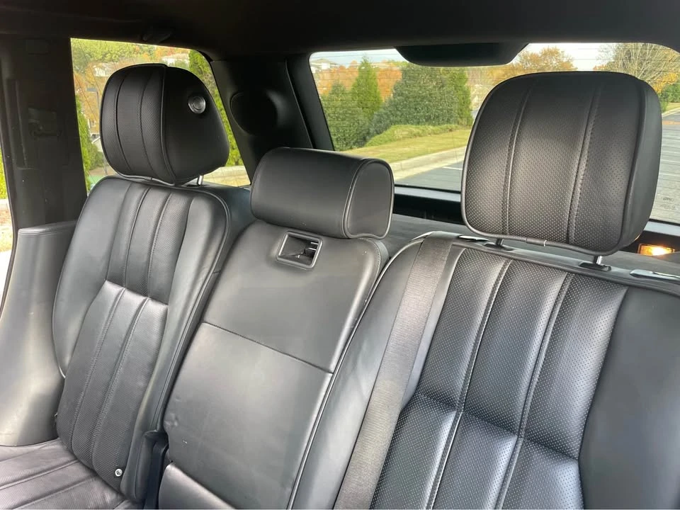 2011 Land Rover Range Rover L322 - Image 11 of 20