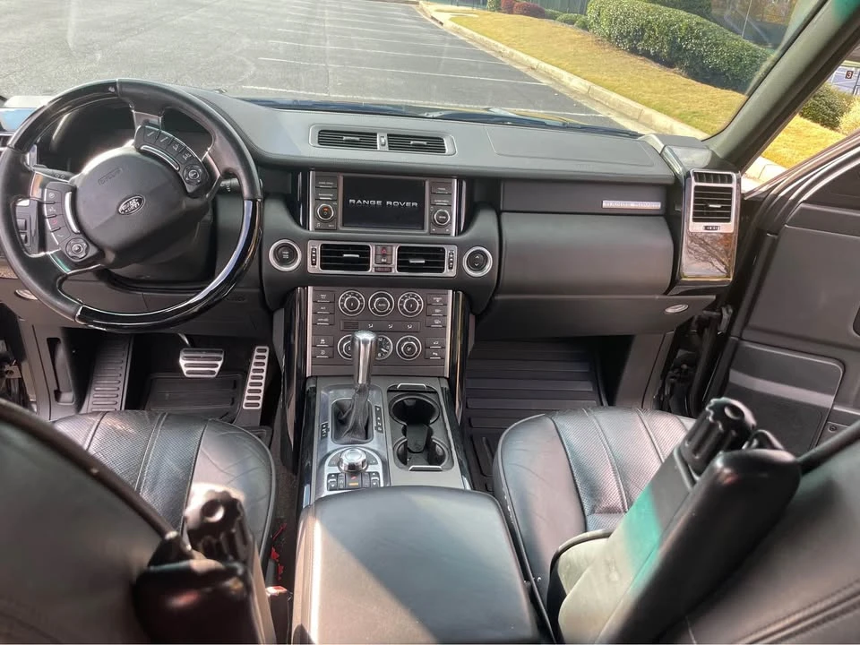 2011 Land Rover Range Rover L322 - Image 17 of 20
