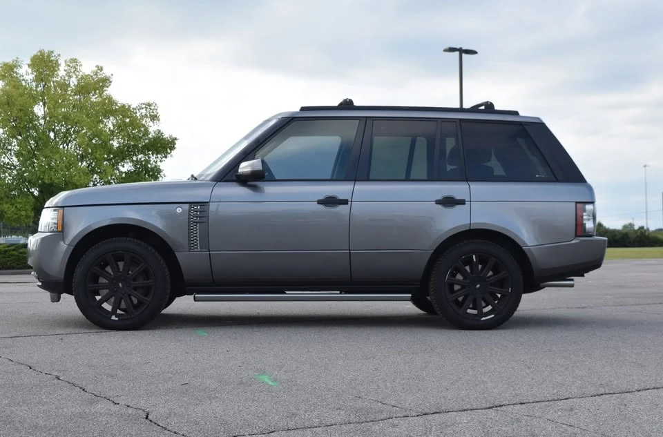 2011 Land Rover Range Rover L322 - Image 2 of 18