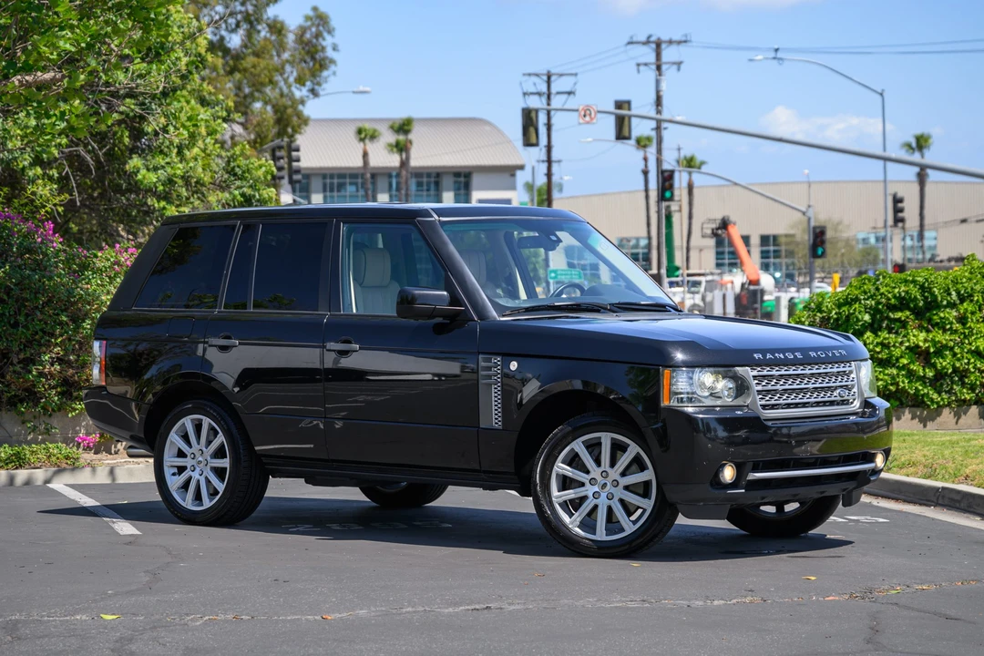 2011 Land Rover Range Rover L322 - Image 16 of 31