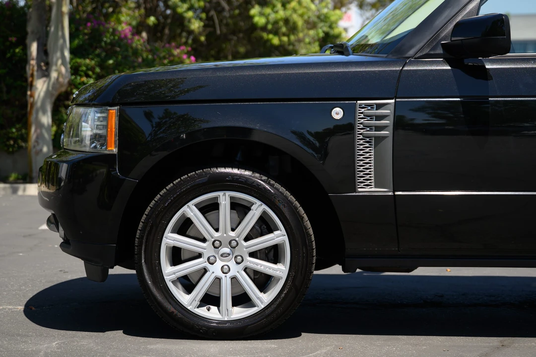 2011 Land Rover Range Rover L322 - Image 23 of 31
