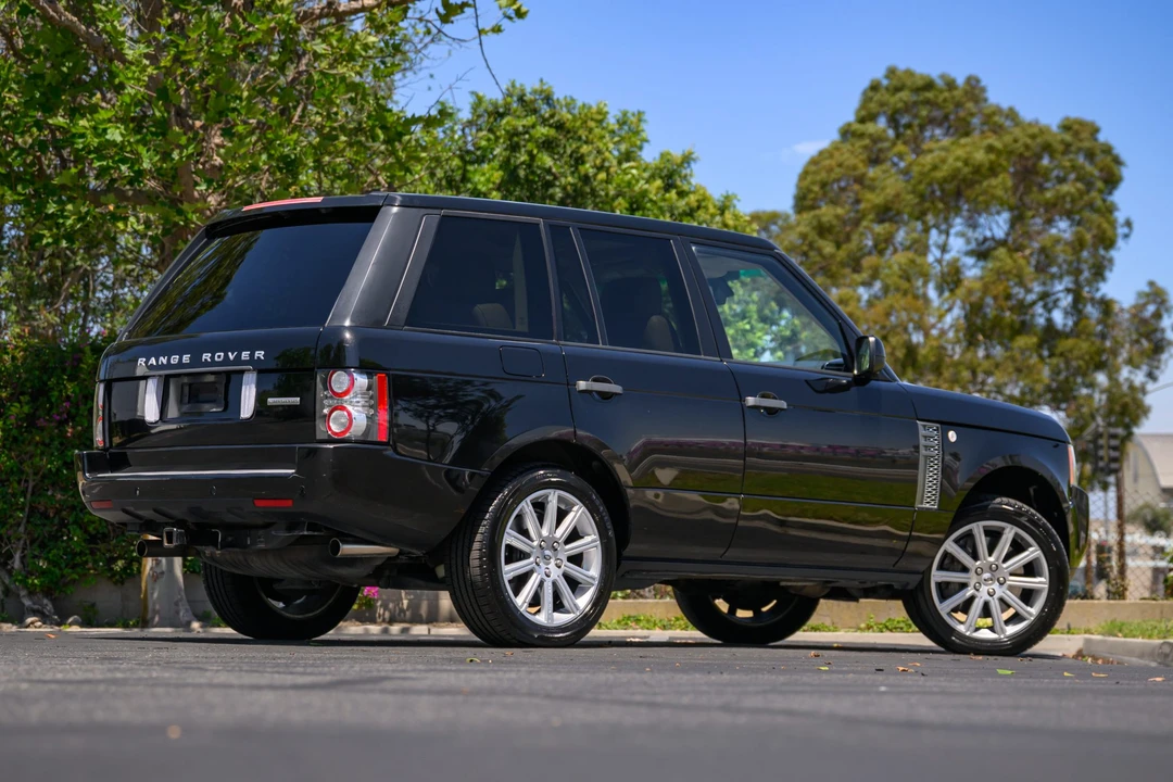 2011 Land Rover Range Rover L322 - Image 13 of 31