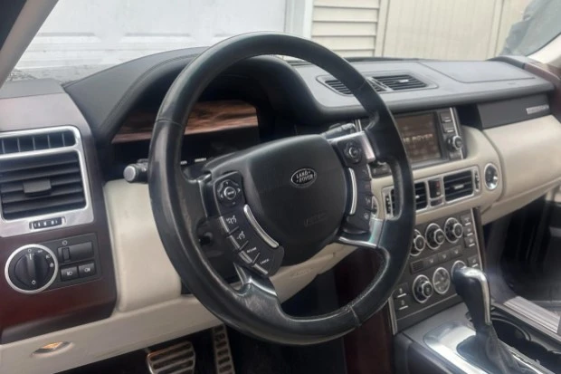 2011 Land Rover Range Rover L322 - Image 5 of 7