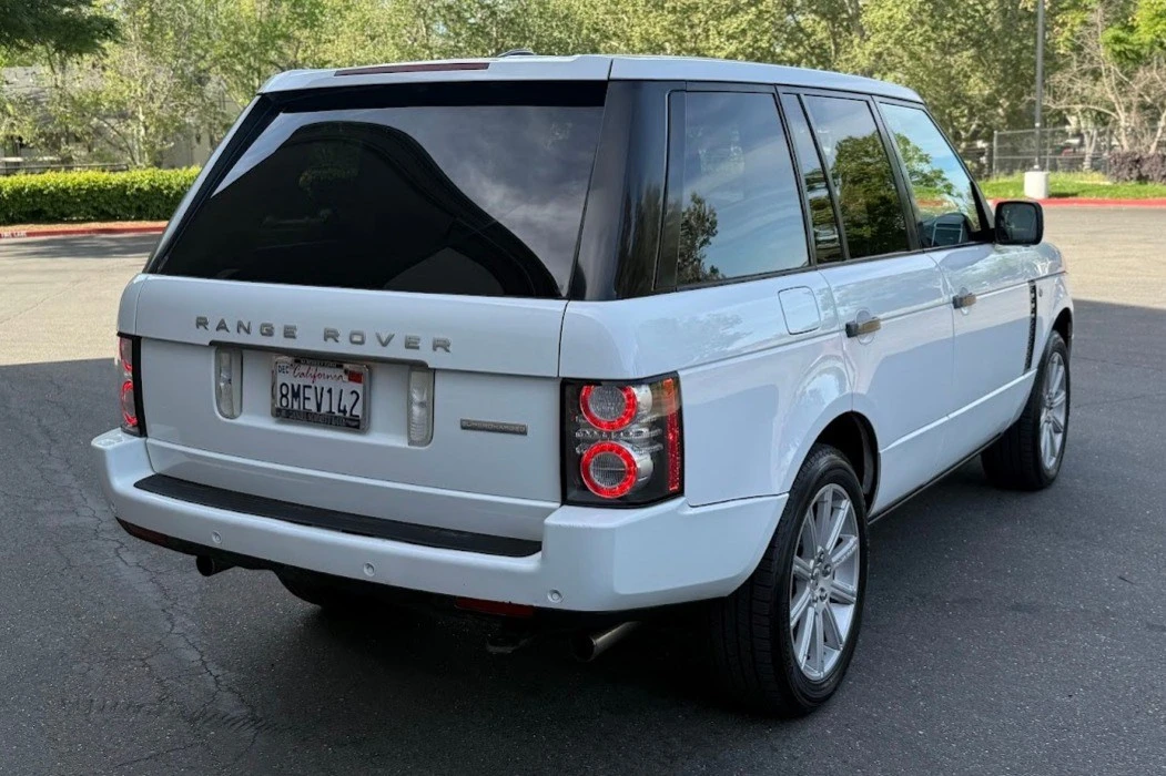 2011 Land Rover Range Rover L322 - Image 2 of 7