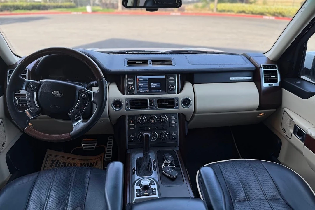 2011 Land Rover Range Rover L322 - Image 5 of 7