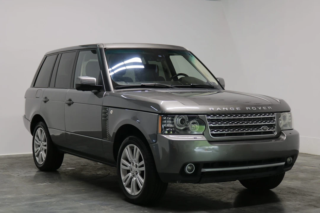 2011 Land Rover Range Rover L322 - Image 2 of 31