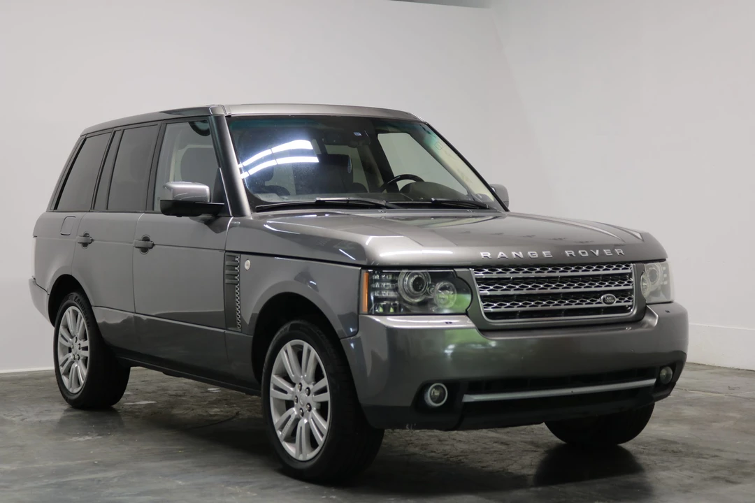 2011 Land Rover Range Rover L322 - Image 3 of 31