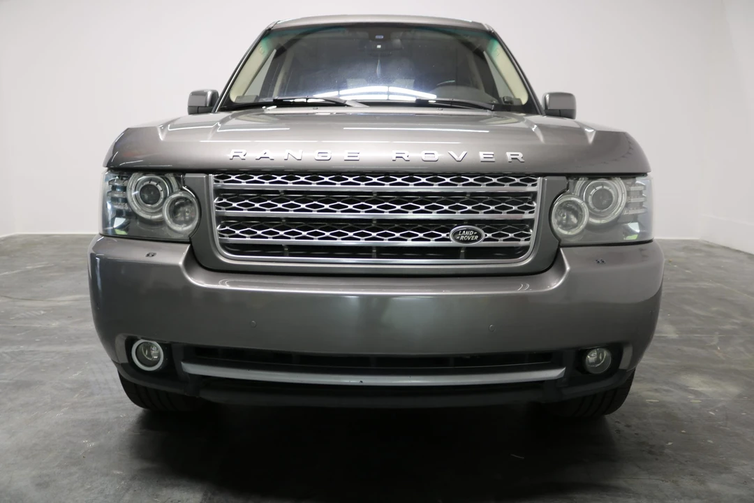 2011 Land Rover Range Rover L322 - Image 9 of 31