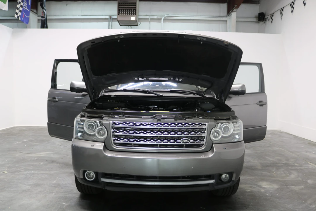 2011 Land Rover Range Rover L322 - Image 24 of 31