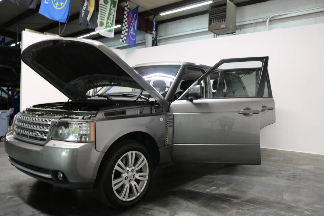 2011 Land Rover Range Rover L322 - Image 25 of 31