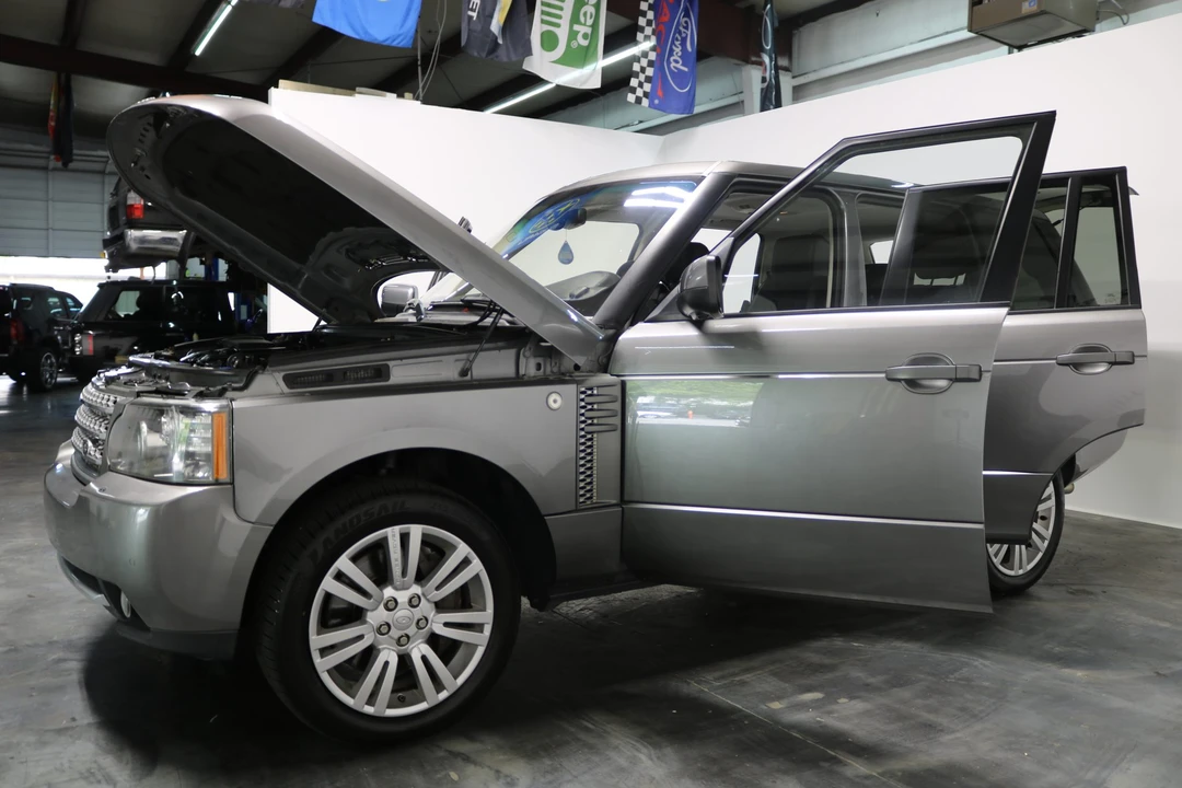 2011 Land Rover Range Rover L322 - Image 26 of 31