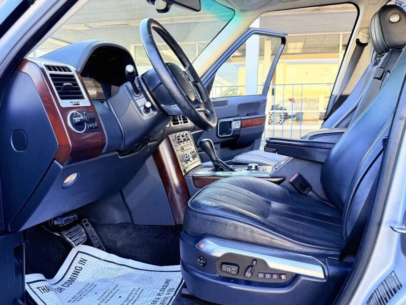 2011 Land Rover Range Rover L322 - Image 12 of 16