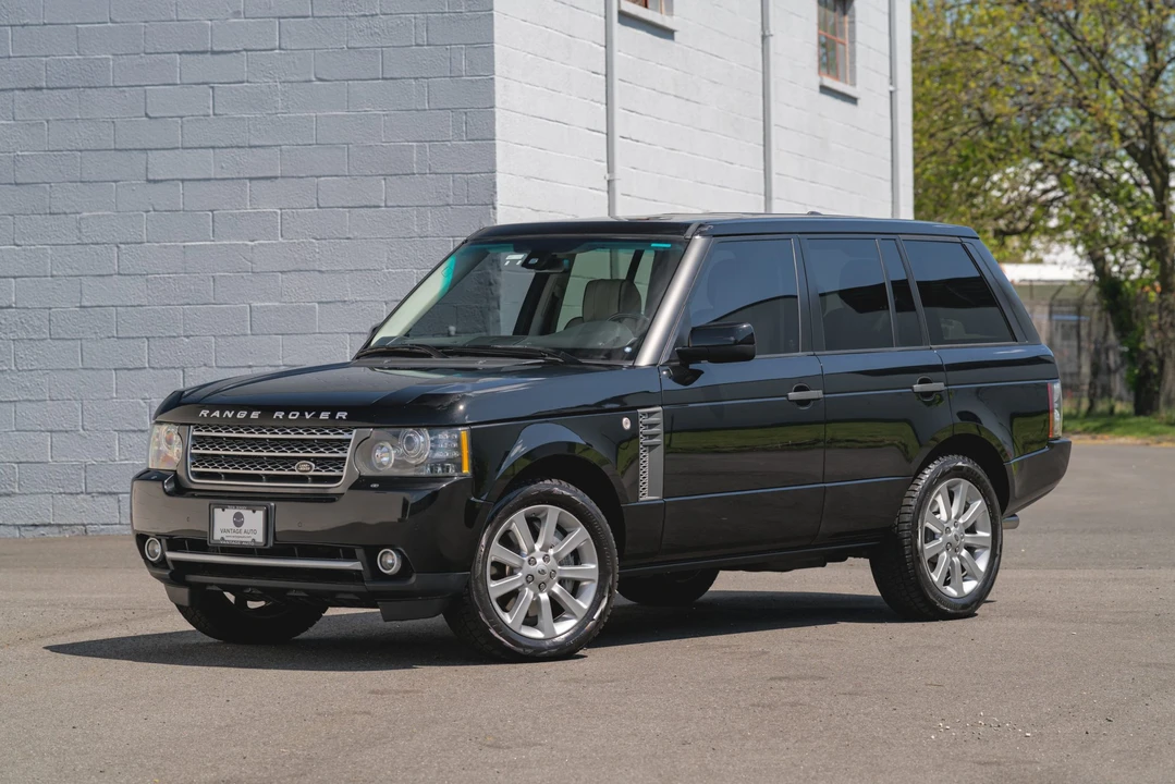 2011 Land Rover Range Rover L322 - Image 3 of 31