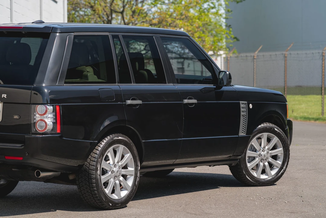 2011 Land Rover Range Rover L322 - Image 26 of 31