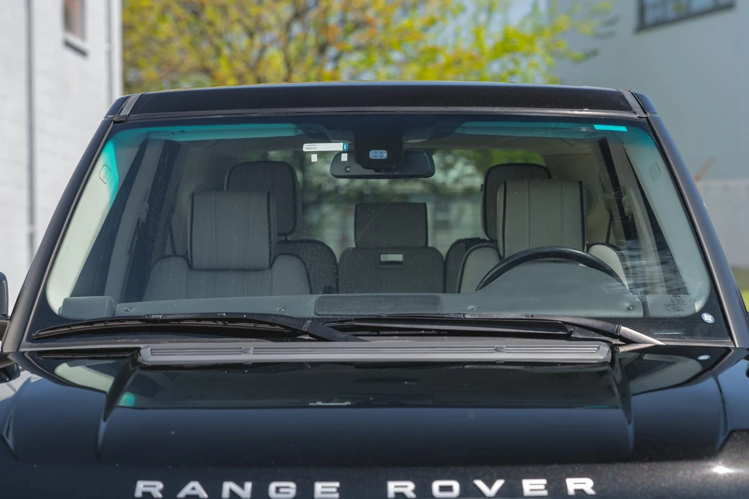 2011 Land Rover Range Rover L322 - Image 30 of 31