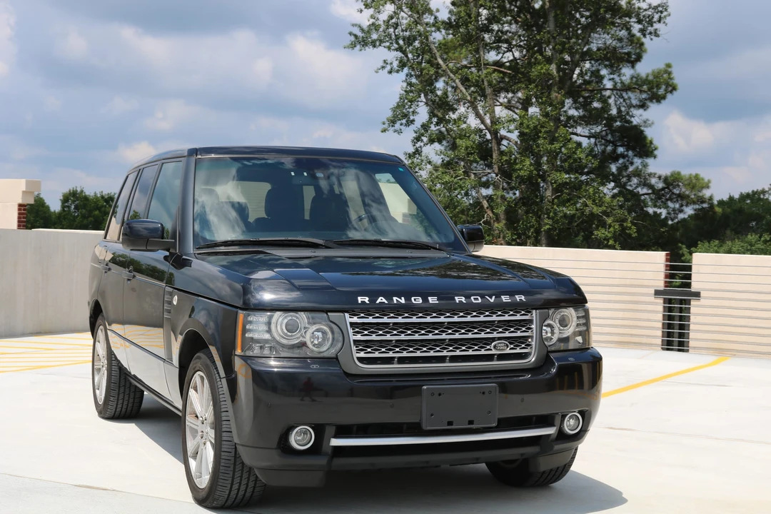 2011 Land Rover Range Rover L322 - Image 6 of 31