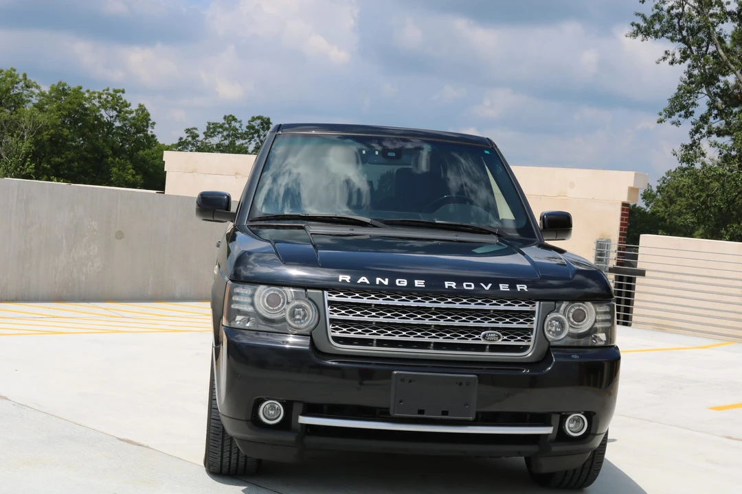 2011 Land Rover Range Rover L322 - Image 8 of 31