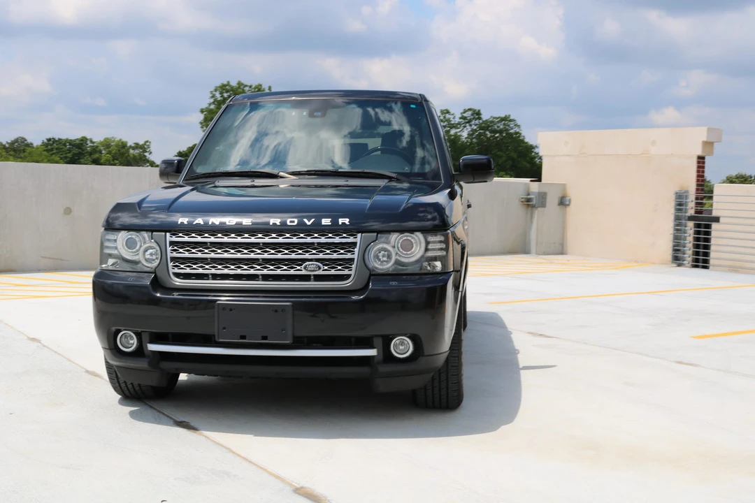 2011 Land Rover Range Rover L322 - Image 11 of 31