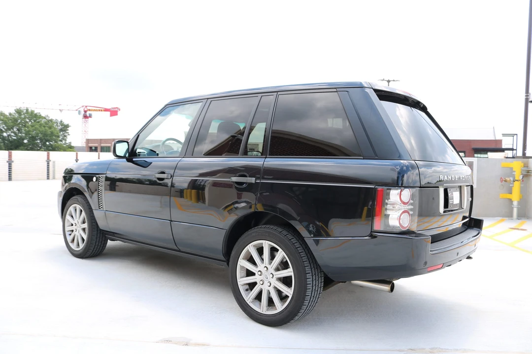 2011 Land Rover Range Rover L322 - Image 19 of 31