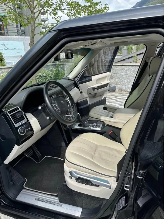 2011 Land Rover Range Rover L322 - Image 9 of 11