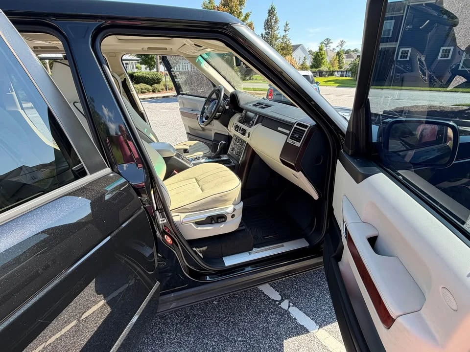 2011 Land Rover Range Rover L322 - Image 8 of 11