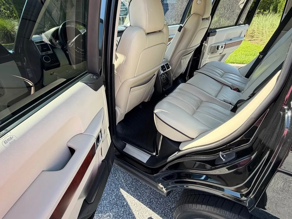 2011 Land Rover Range Rover L322 - Image 6 of 11