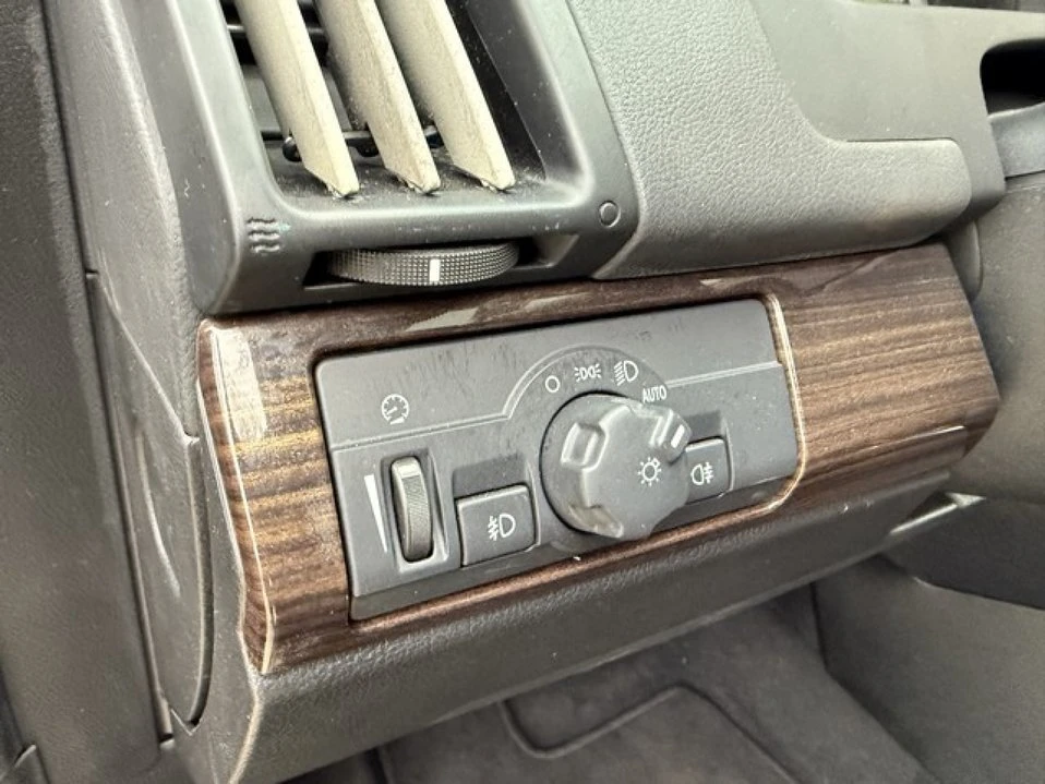 2011 Land Rover Freelander - Image 16 of 20