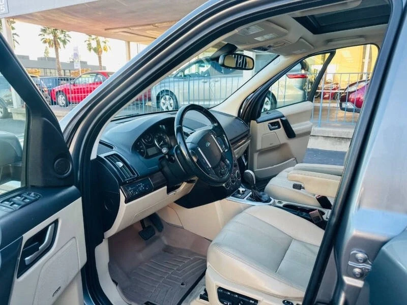 2011 Land Rover Freelander - Image 14 of 18