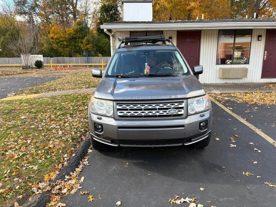 2011 Land Rover Freelander - Image 2 of 4