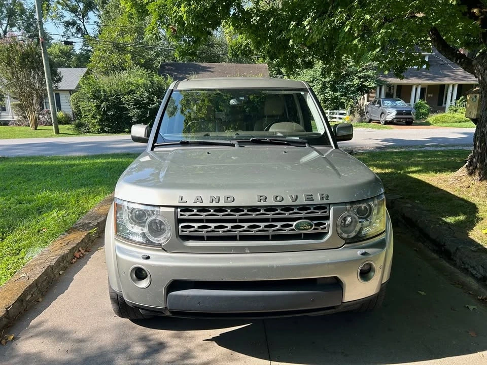 2011 Land Rover Discovery 4th Gen - Image 4 of 14