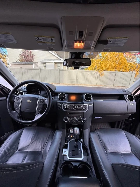 2011 Land Rover Discovery 4th Gen - Image 9 of 9