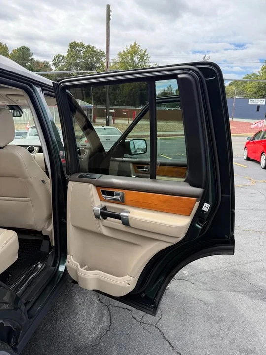 2011 Land Rover Discovery 4th Gen - Image 13 of 20